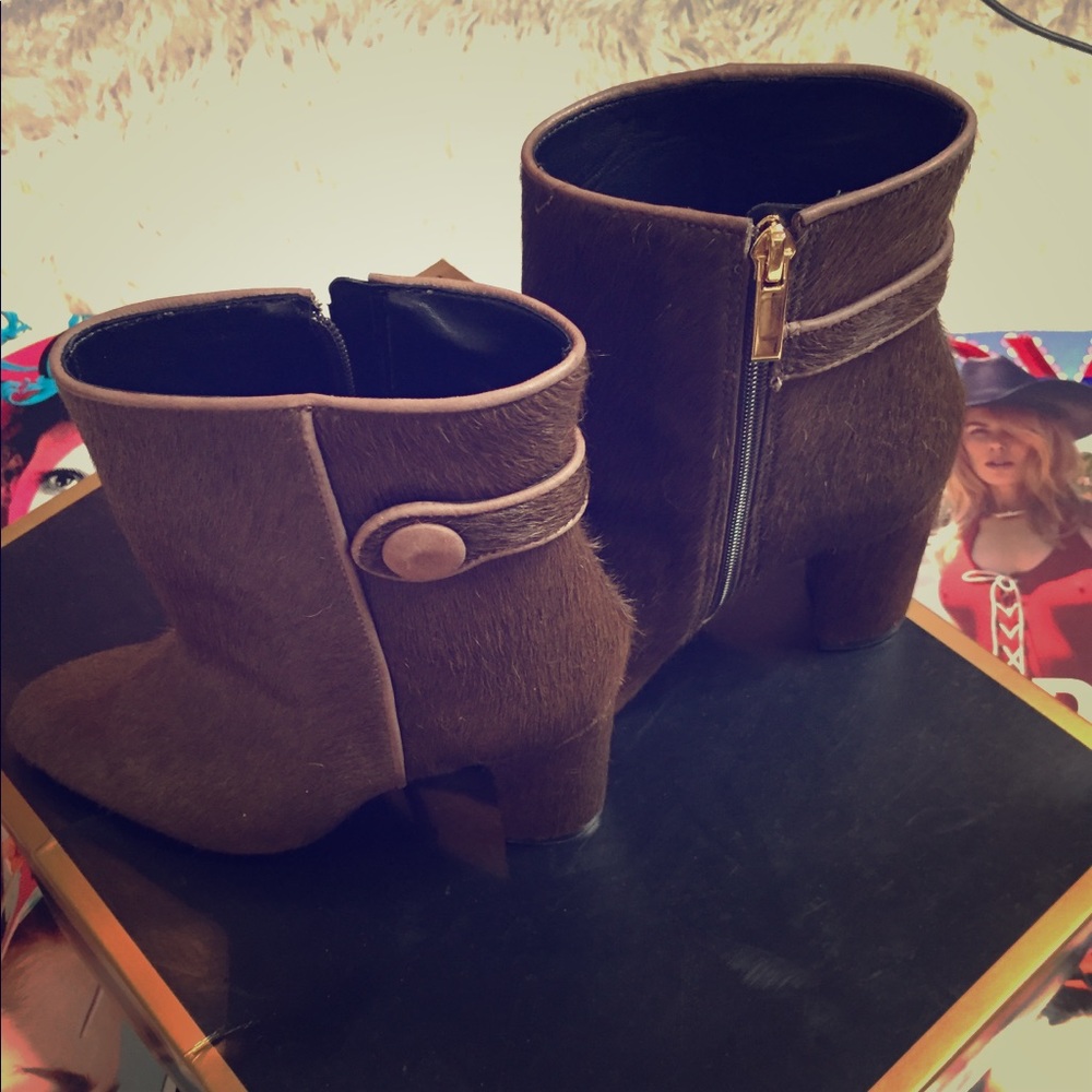 AVA & AIDEN Boots
